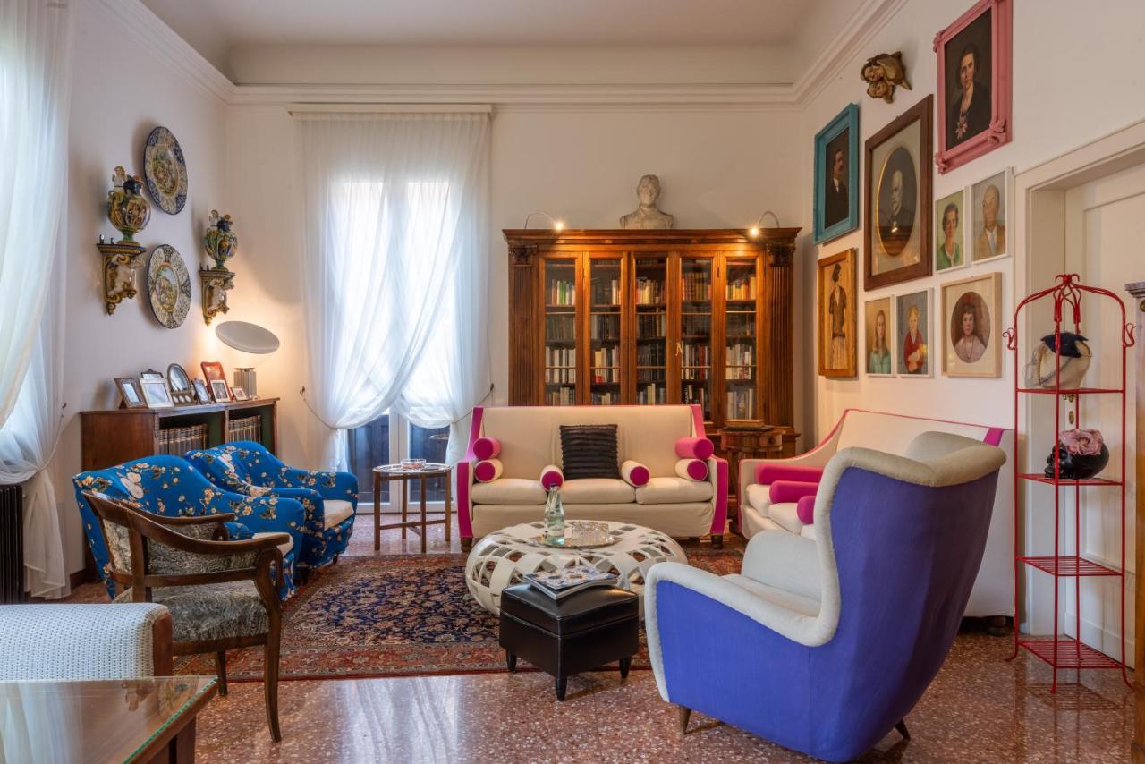 ボローニャ カーサ べルターニ Bed & Breakfast エクステリア 写真
