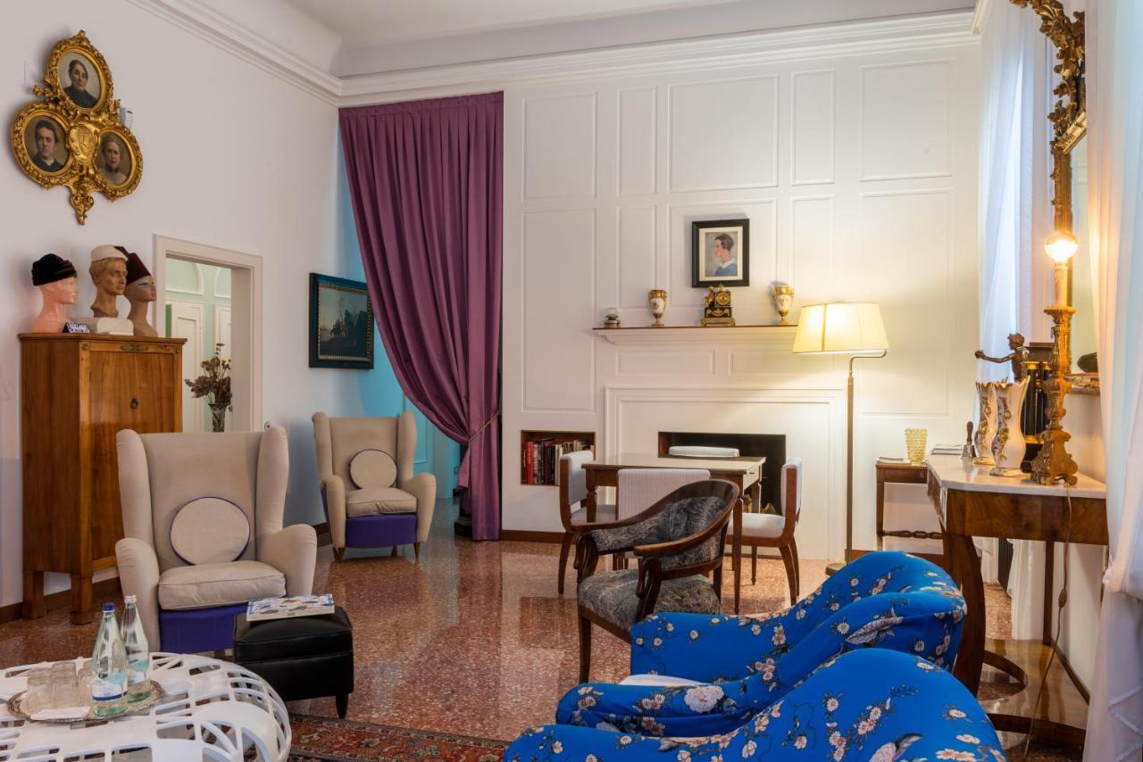 ボローニャ カーサ べルターニ Bed & Breakfast エクステリア 写真