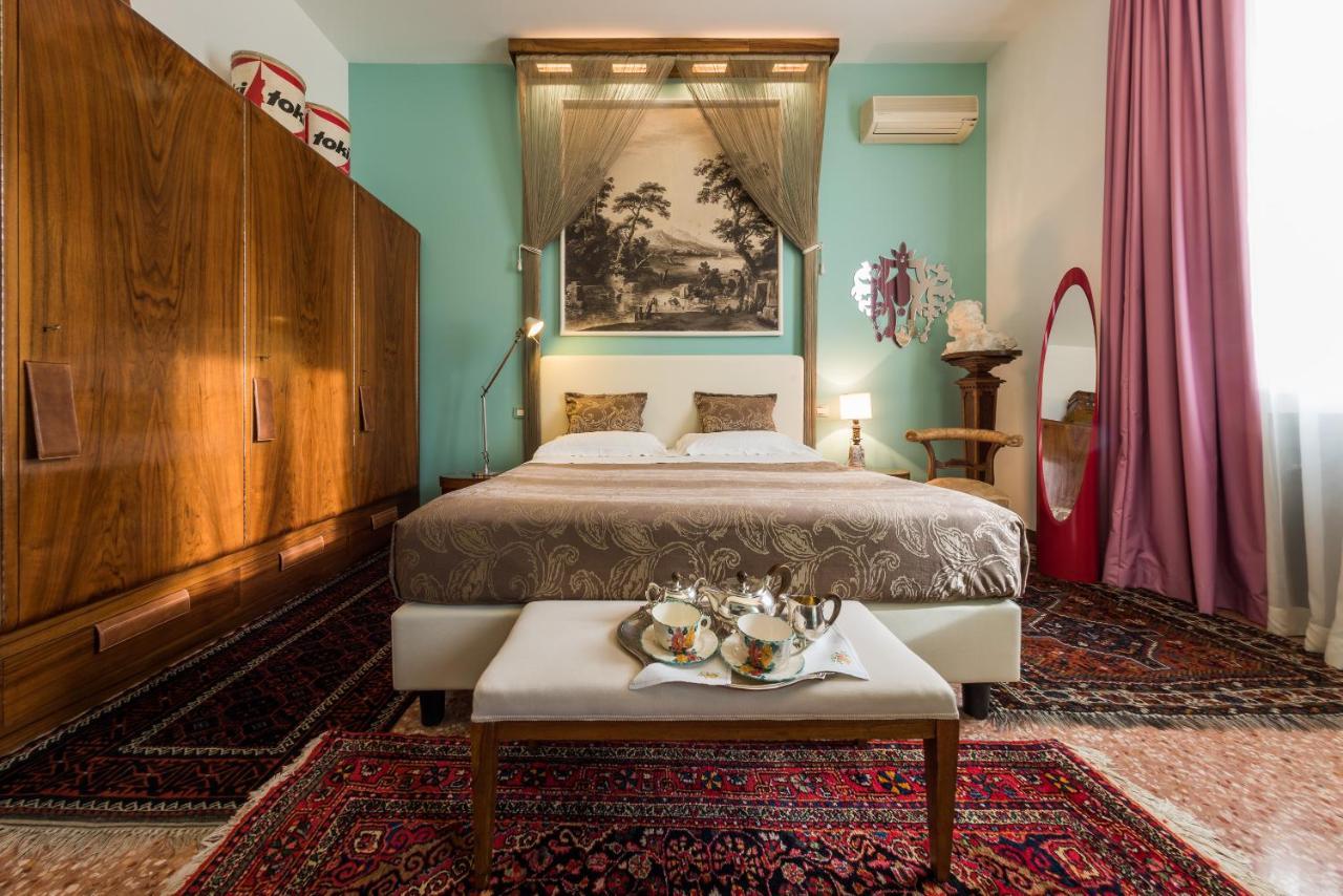 ボローニャ カーサ べルターニ Bed & Breakfast エクステリア 写真